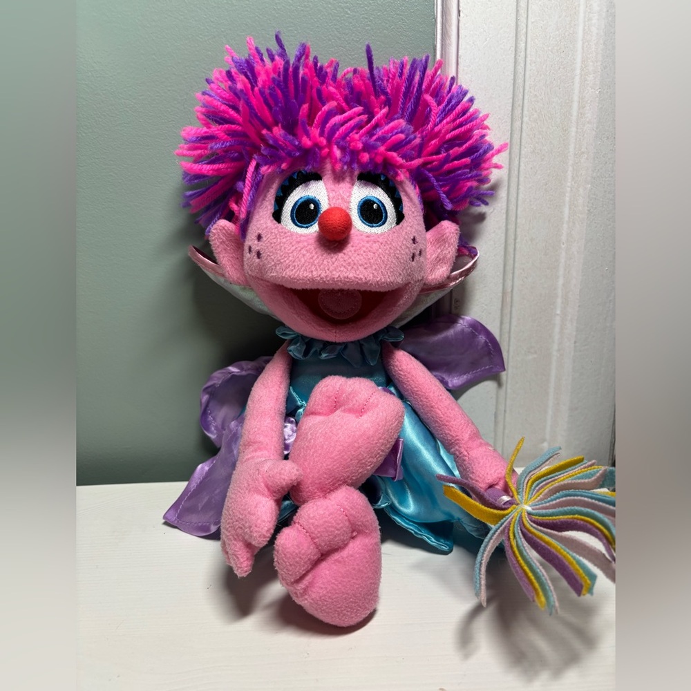 Abby Cadabby Plush Doll Sesame Street Live Pink Fairy w/ Wand 2017